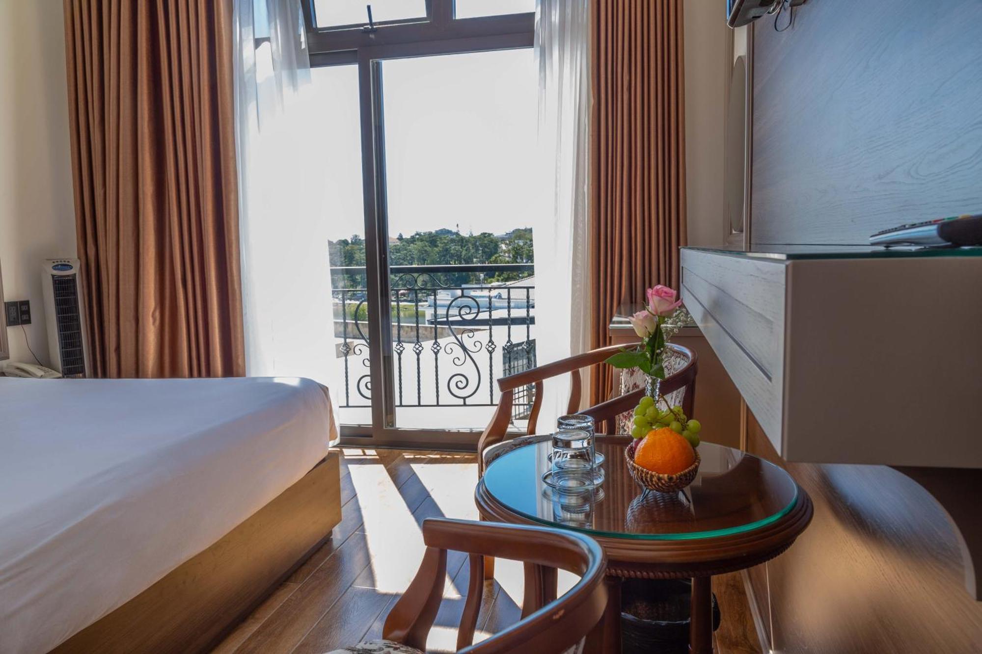 Win Hotel Da Lat Buitenkant foto