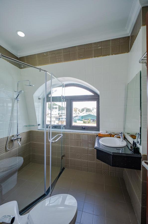 Win Hotel Da Lat Buitenkant foto